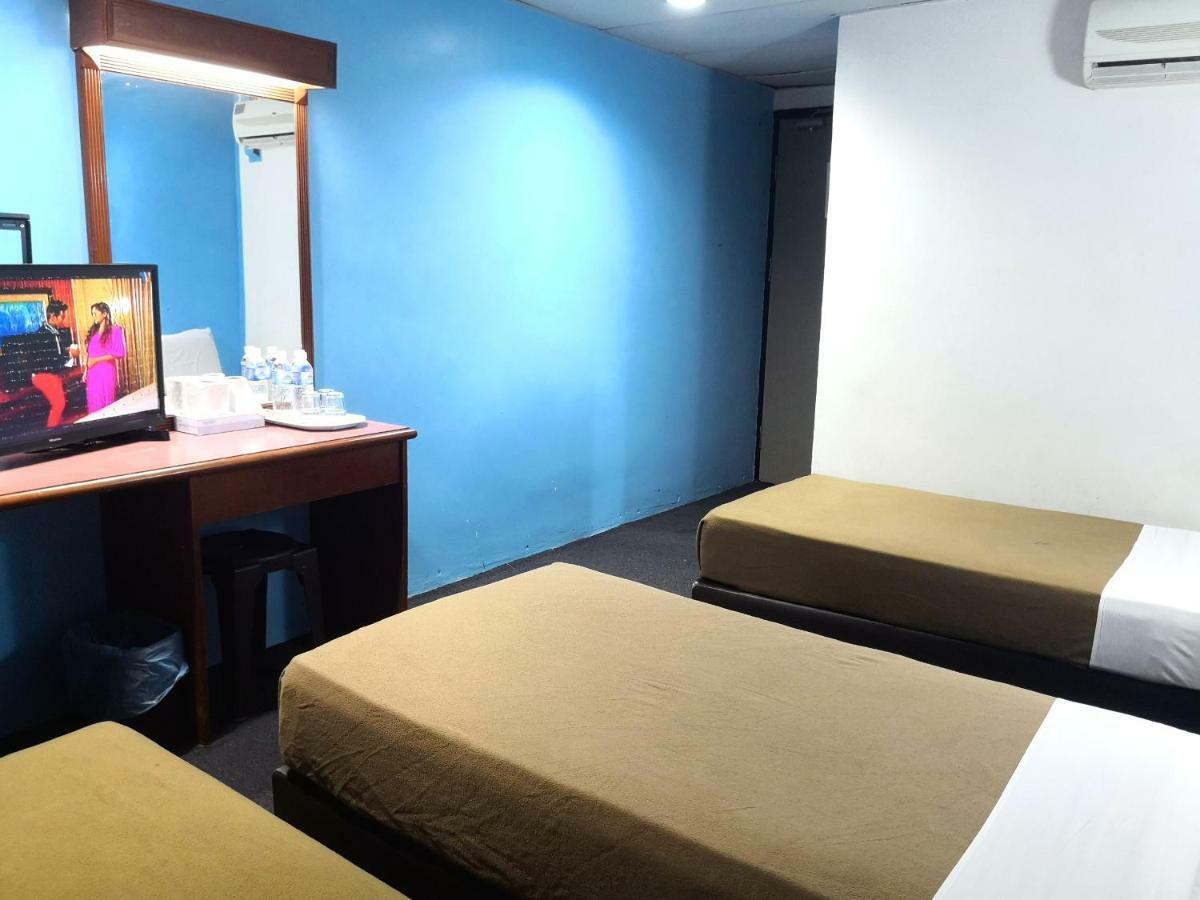 Hotel Seri Kota Satu Kota Tinggi Kültér fotó